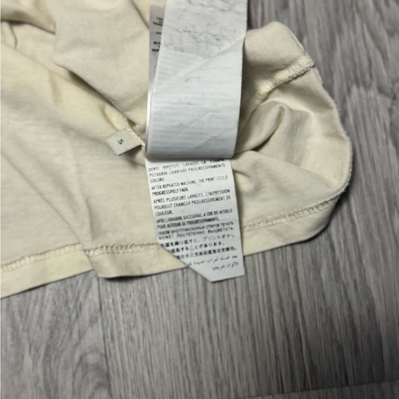 Gucci Cream Rabbit Tee - Picture 7 of 7